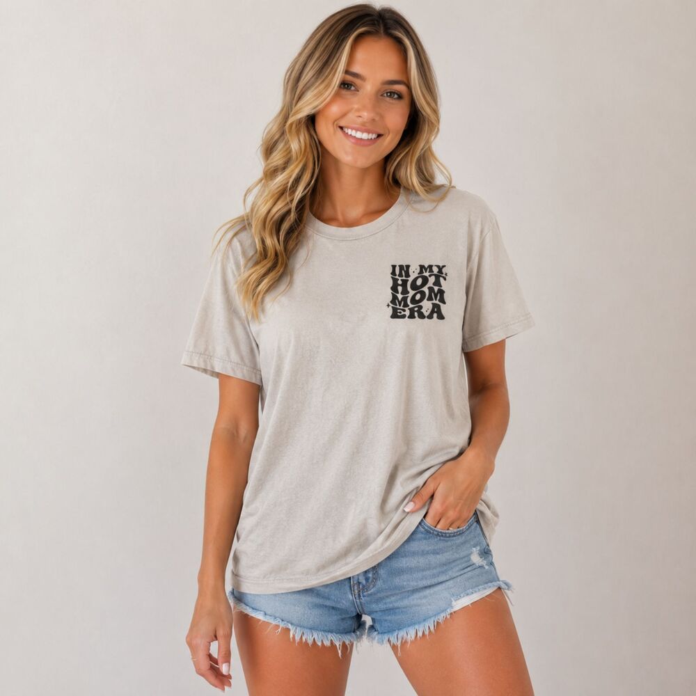 Women's "In My Hot Mom Era" Basic Short Sleeve T-Shirt